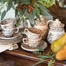 Alternative view of Victoria Classics Autumn Bliss 2019