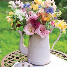 Alternative view of Victoria Classics Flowers & Gardens 2020