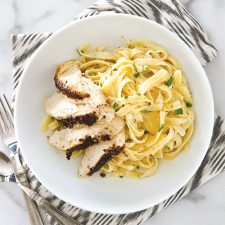 Alternative view of Southern Cast Iron Easy Chicken Dinners 2021