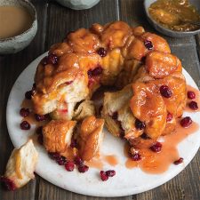 Alternative view of Southern Cast Iron Holiday Baking 2021