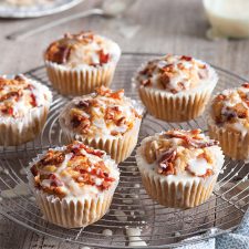 Alternative view of Taste of the South Holiday Baking 2021