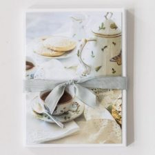 Alternative view of Victoria's Tea Bundle