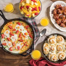 Skillet dishes with orange juice