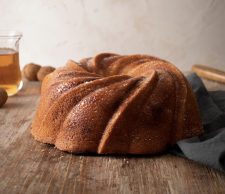Alternative view of Nordic Ware Swirl Bundt Pan