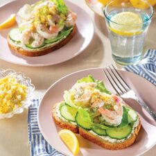 Cucumber salad toast